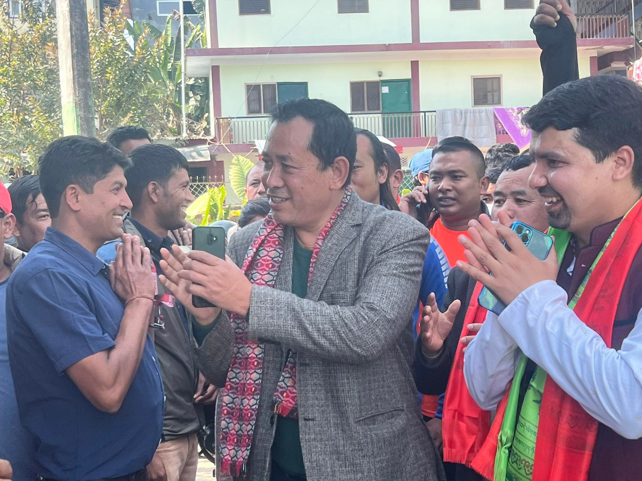 काङ्ग्रेस मकवानपुर अधिवेशन: बुद्व लामा बने सभापति