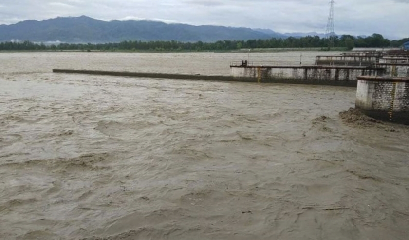 महाकालीमा अहिलेसम्मकै ठूलो बाढी, तटीय क्षेत्रका दुई सय घर डुबानमा